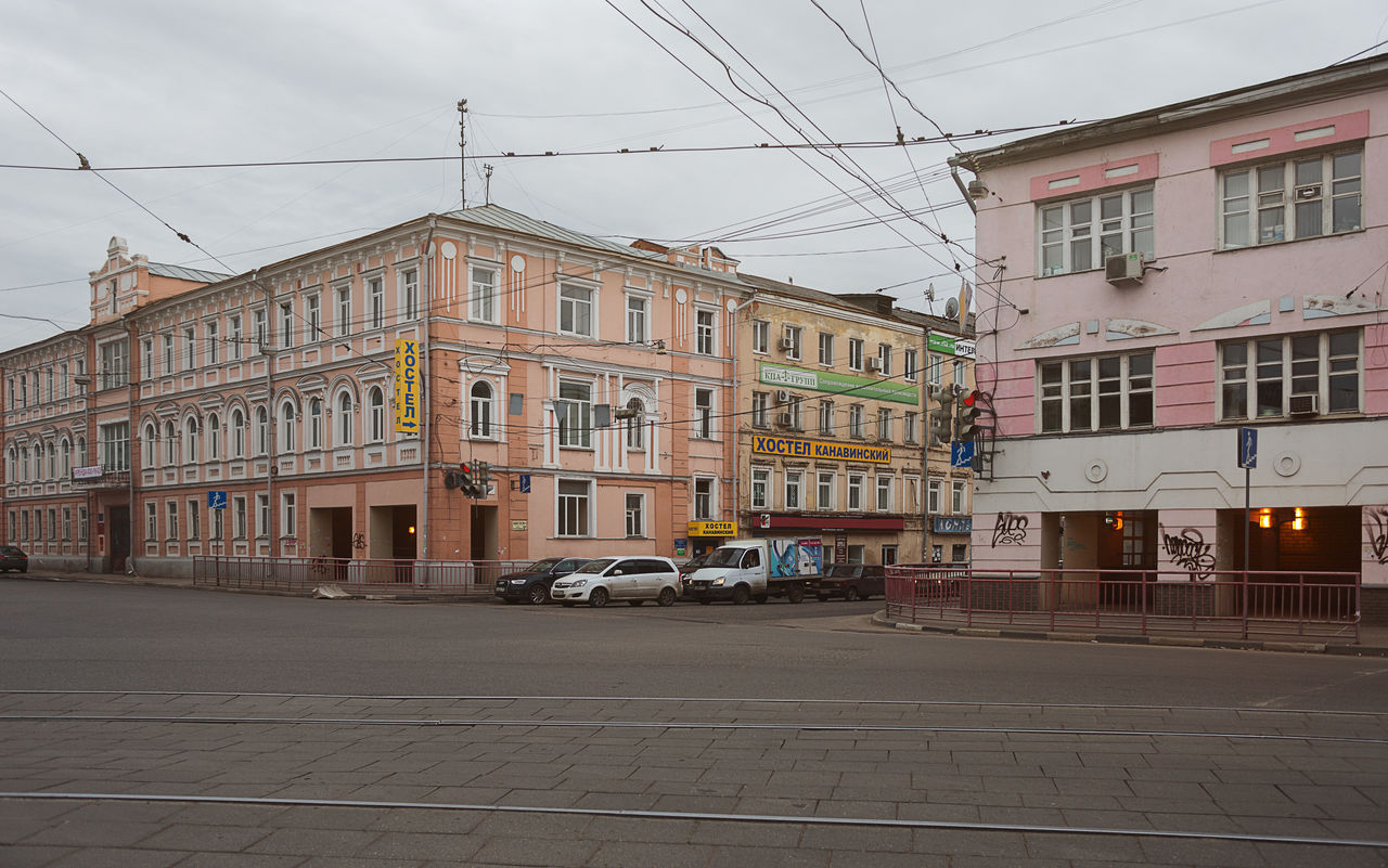 Гостиница нижний новгород московский вокзал рядом. Хостел Канавинский ул. Ивана Романова, 2, Нижний Новгород. Ул Ивана Романова 3 Нижний Новгород. Нижний Новгород ул Ивана Романова. Ивана Романова 3 Нижний Новгород.