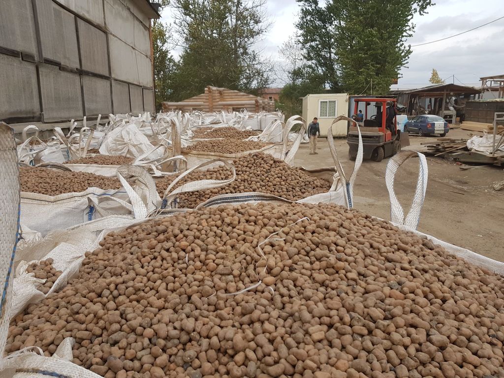 Керамзитовый гравий ГОСТ 9757-90 в мешках по 0,04 м3 от компании ...